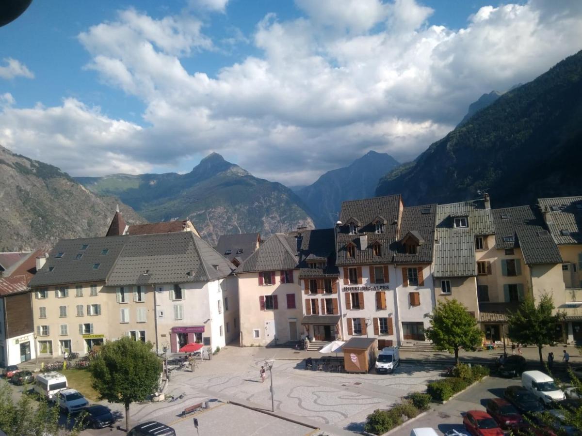 Studio Center Bourg D'Oisans Le Bourg-dʼOisans Esterno foto